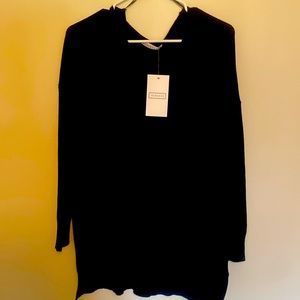 Never worn sweater from wild rose boutique. Small/medium